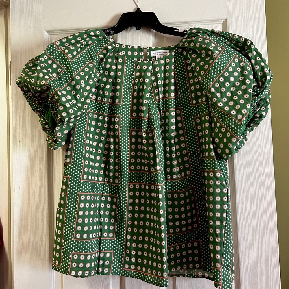 Chic Soul Green Floral Women's Top size 2xl